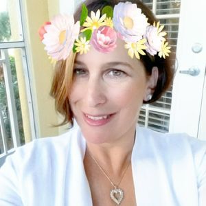 Meet your Posher, Denise