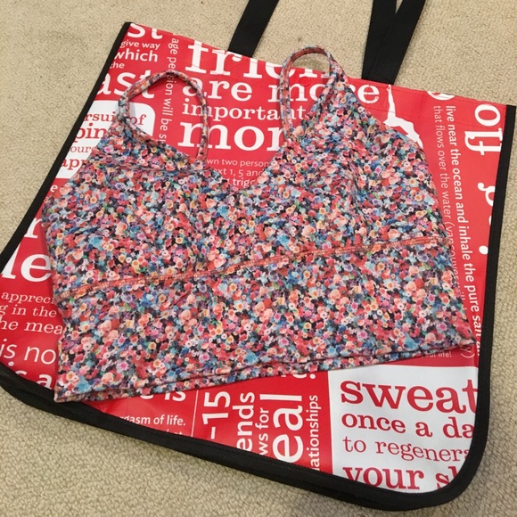 lululemon athletica Other - 🍁⬇️Lululemon Solo Bra