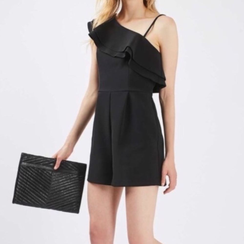 NWOT, Topshop Ruffle Romper, size 8