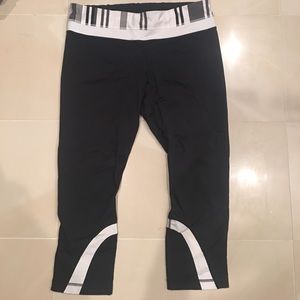 Lululemon crop leggings