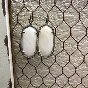 Kendra Scott Elle Earrings