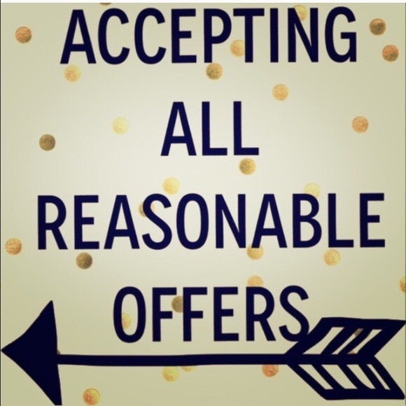 💕Accepting All Reasonable Offers💕 - Picture 1 of 1
