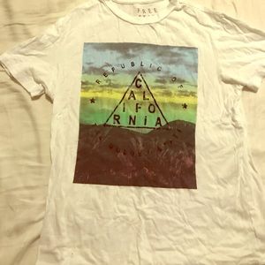 Free state tee