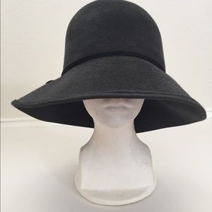 HELEN KAMINSKI -ROLLABLE HAT