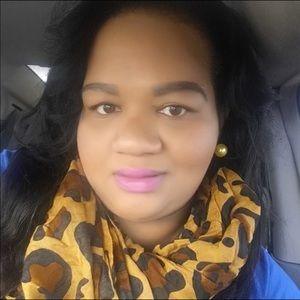 Meet your Posher, Starla