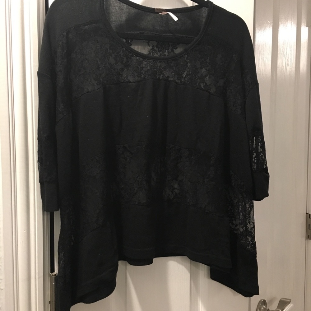 Women’s Lace Top - Picture 2 of 2