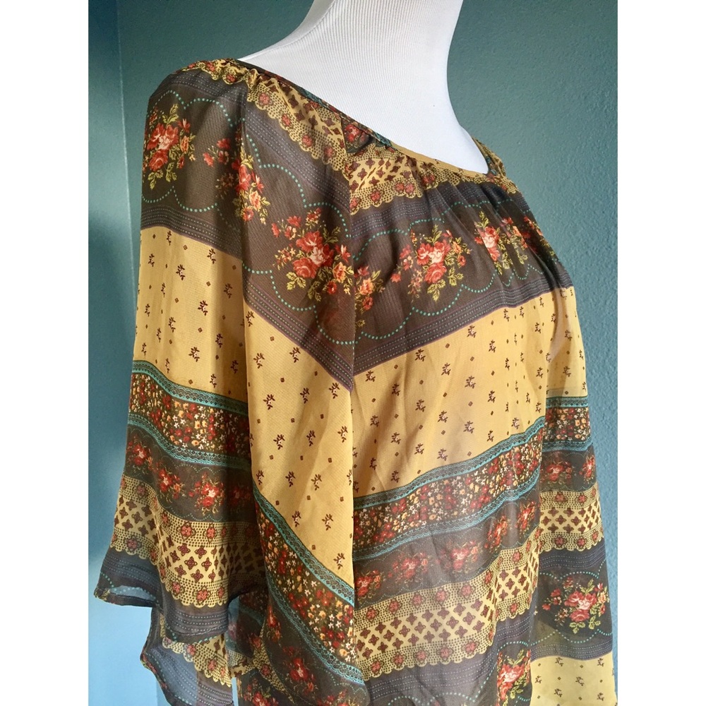 Boho Floral Flow Top