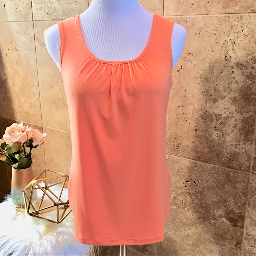 Knit Shirred Tank / Shell w/ Scoop Neck XS / Small
