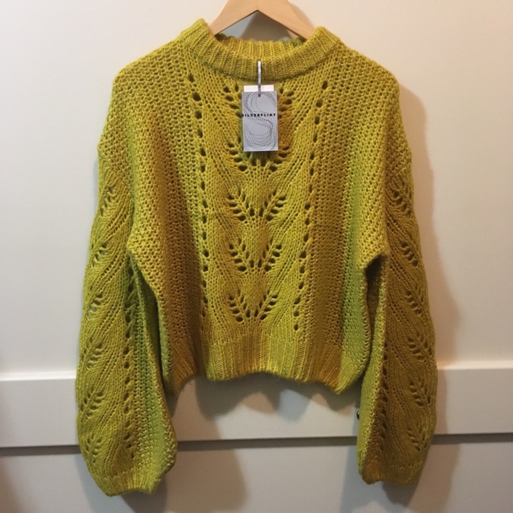 LAST CHANCE! SILVERFLINT mustard crop sweater