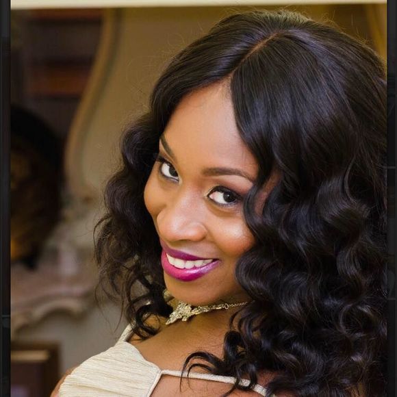 Meet your Posher, Nadia - Picture 1 of 1