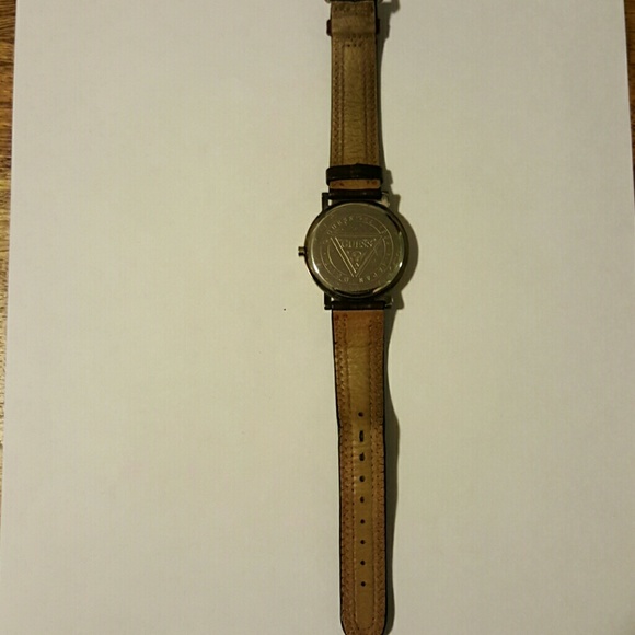GUESS WATCH - Picture 3 of 4
