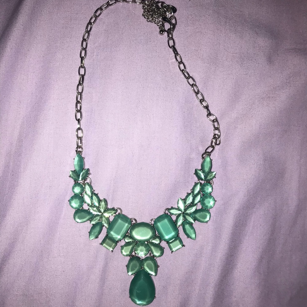 Statement necklace