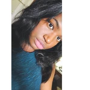 Meet your Posher, Daphne