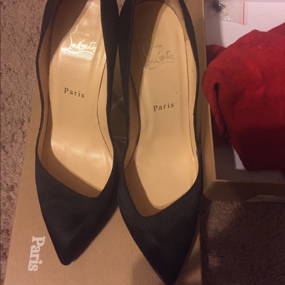 *SOLD* Christian Louboutin Corneille