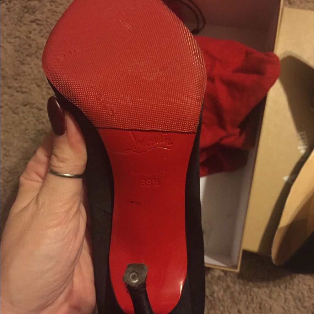 *SOLD* Christian Louboutin Corneille - Picture 3 of 4