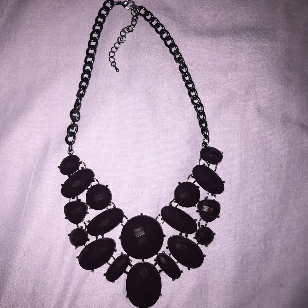 Statement necklace