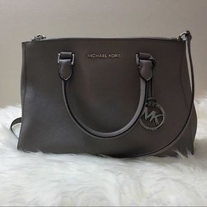 MK purse
