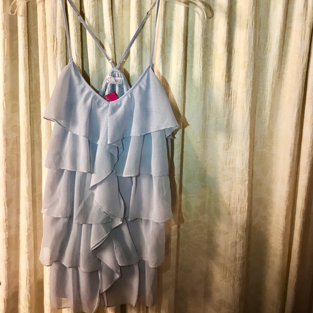 Gorgeous bluwhisper Ruffle top.