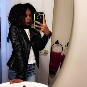 Meet your Posher, Nicole