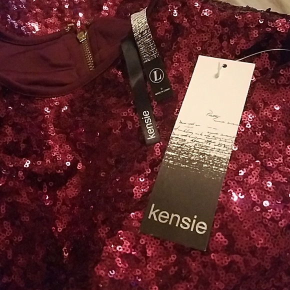 New KENSIE Sequin Jersey Mock Neck Sheath Dress - Picture 5 of 6