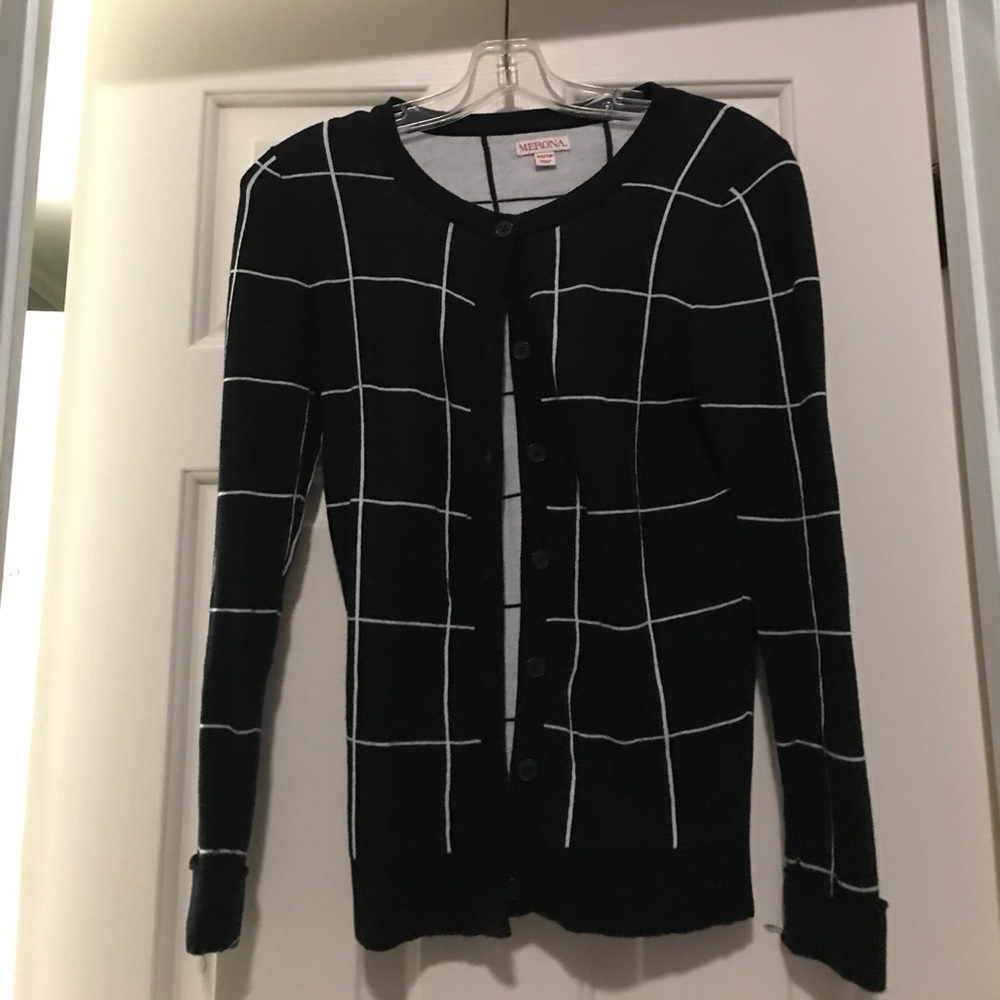 Cute cardigan!