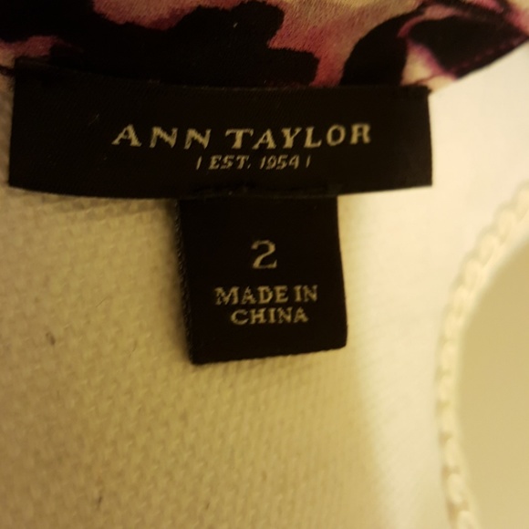 Ann Taylor silk/spandex cap slv. top SZ 2 - Picture 6 of 6