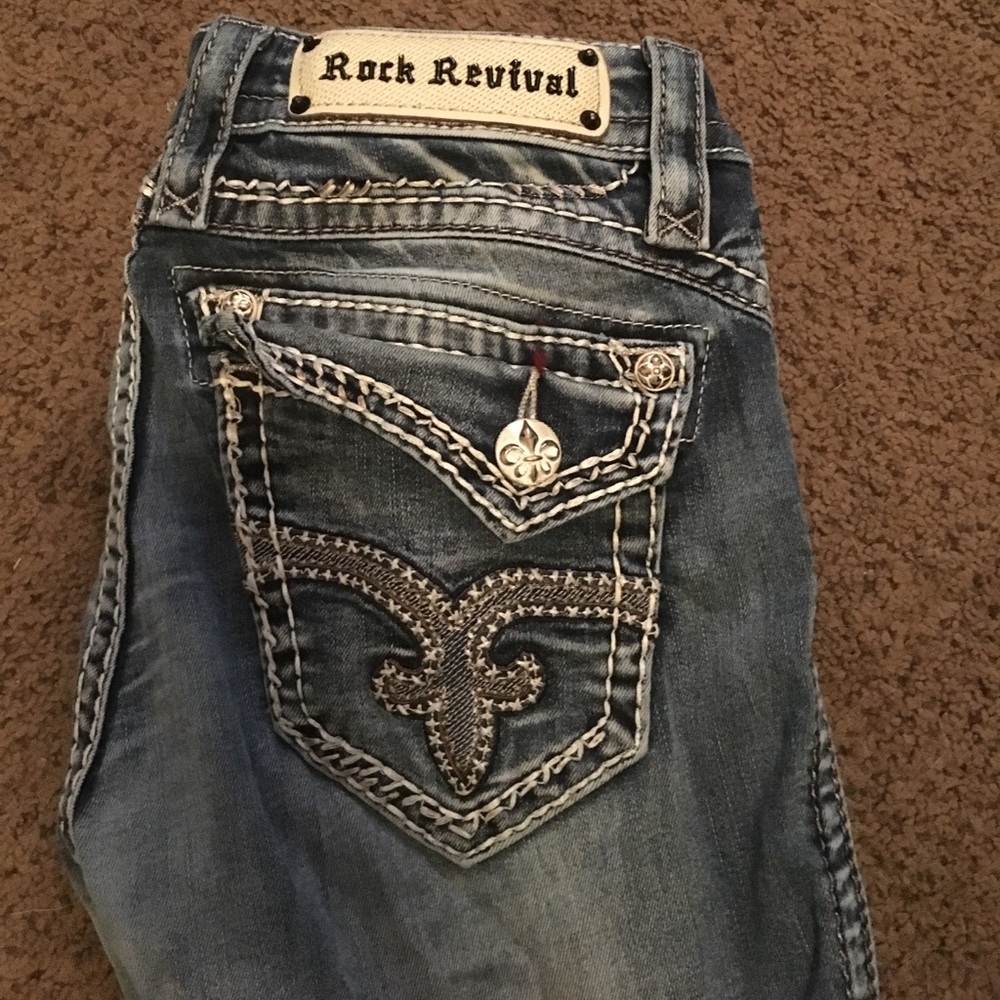 Rock Revival boot cuts jeans