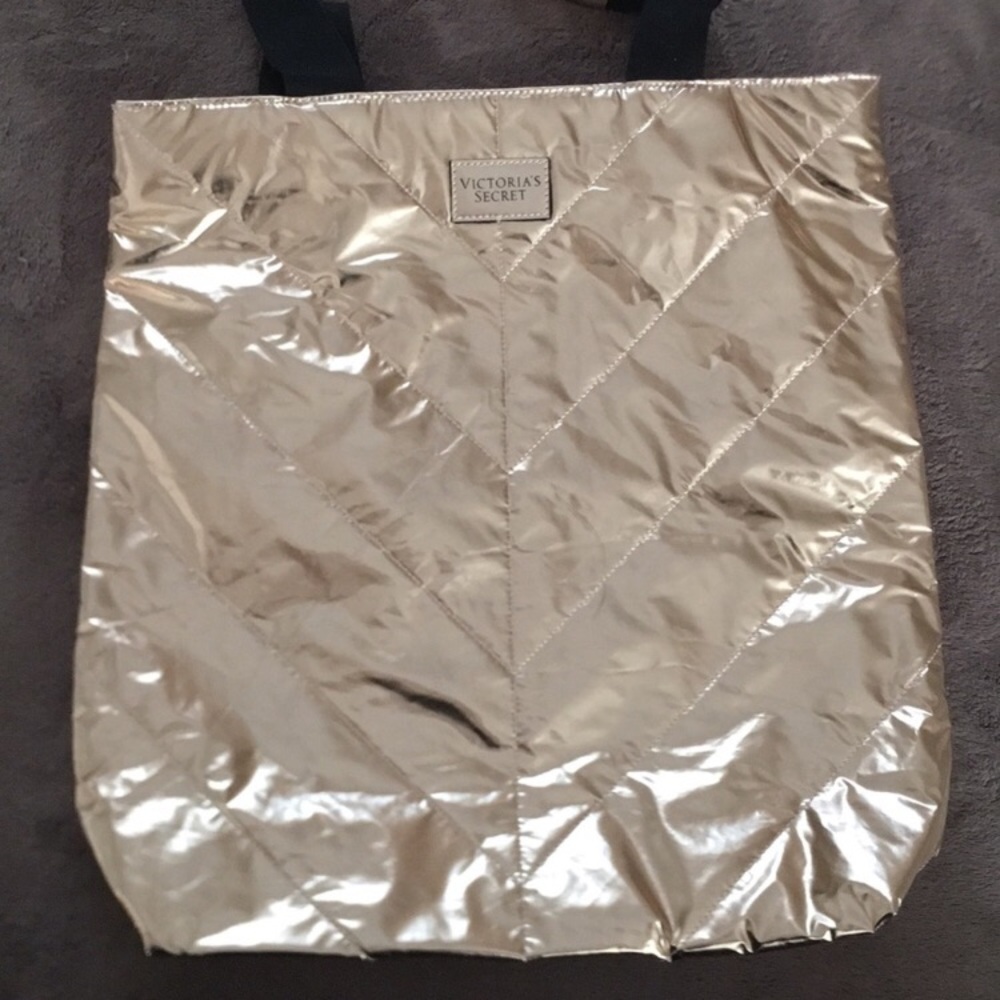 ✨NWT- VS Rose Gold Bag✨