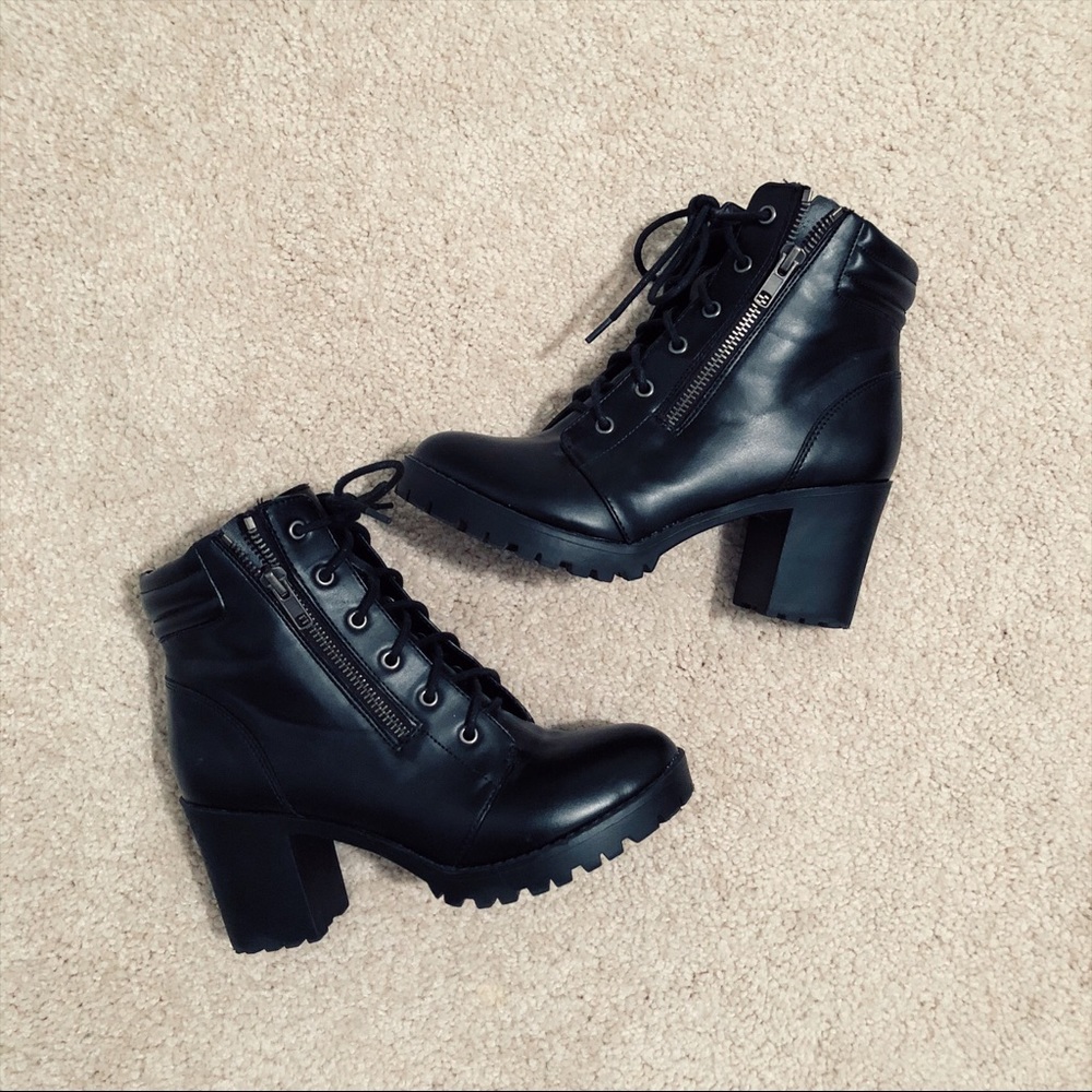 F21 | Boots