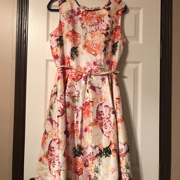 Liz Claiborne Dresses & Skirts - Floral Dress