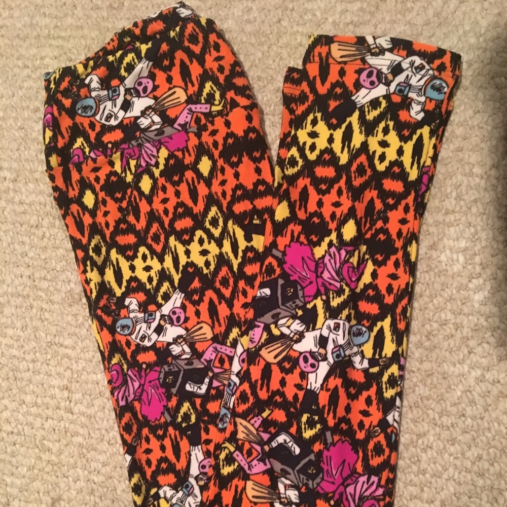 🎃NEW LuLaRoe One Size Halloween Leggings🎃