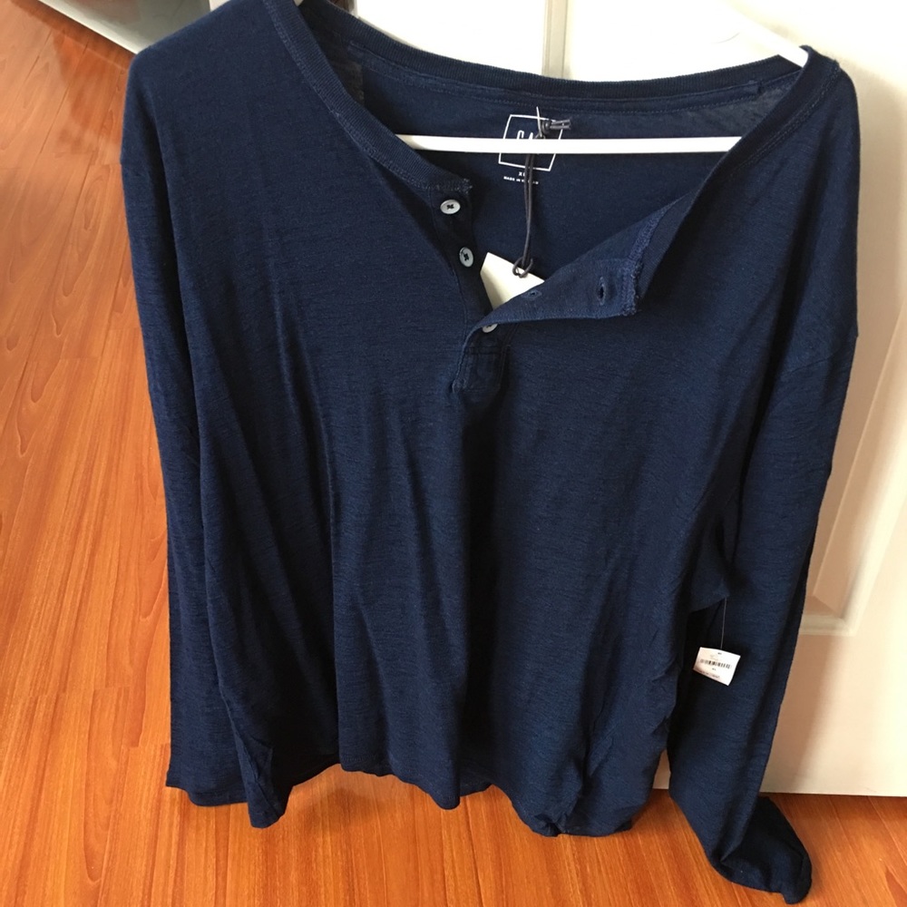 GAP Henley tee for men