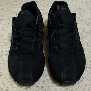 Mens 8.5 womens 10 authentic Nike Shox