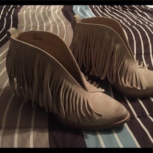 Matisse Coconuts Booties