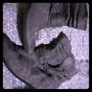 Rampage gray booties euc size 10