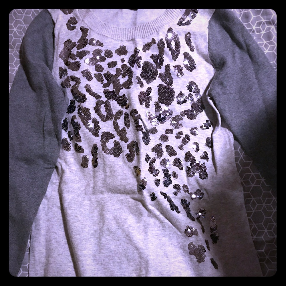 Express sweater- gray with sequin leopard print S