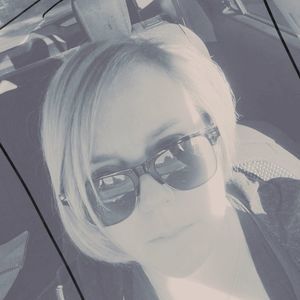 Meet your Posher, Deborah