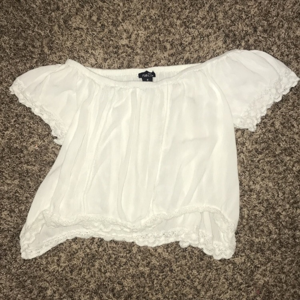 Juniors clothing