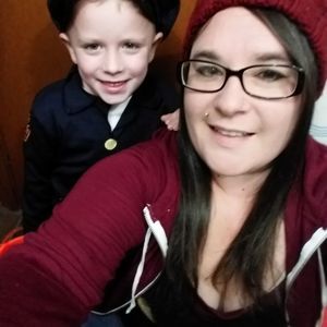 Meet your Posher, Cynthia