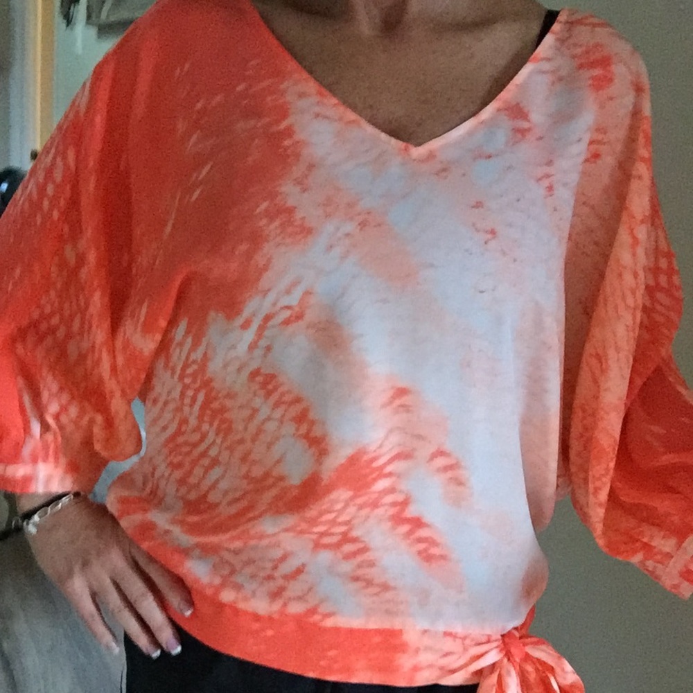 Super Cute Orange Blouse. Size Small