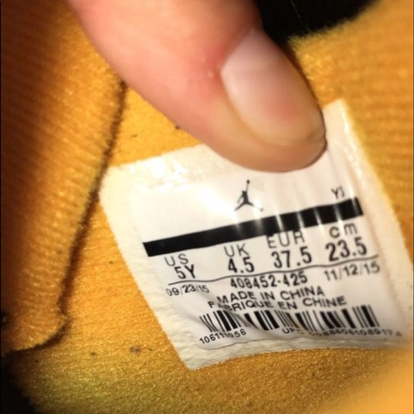 Jordan 4 - Picture 4 of 4