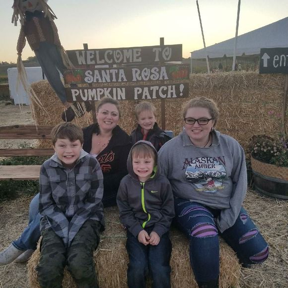 Meet your Posher, Loraann - Picture 1 of 1