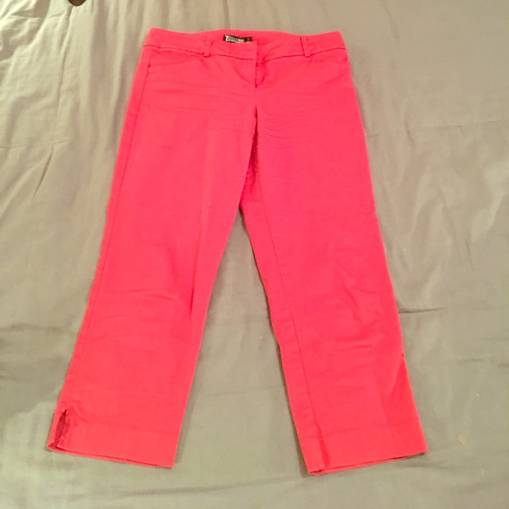 ✨[NY&Co]✨7th Ave Capris