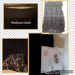 NWT LuLaRoe Small Lola skirt