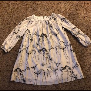 Toddlers dress worn twice. Smoke/pet free home.