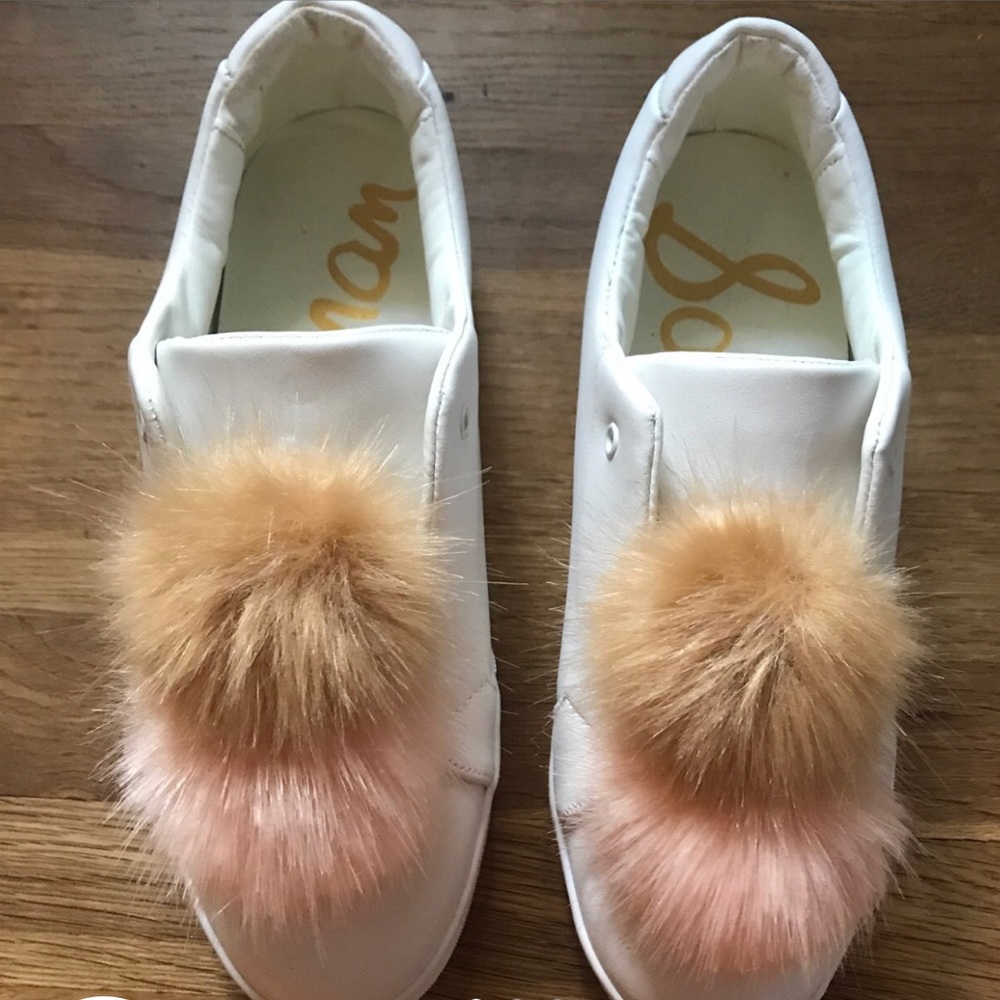 Sam Edelman white Pom Pom sneakers!
