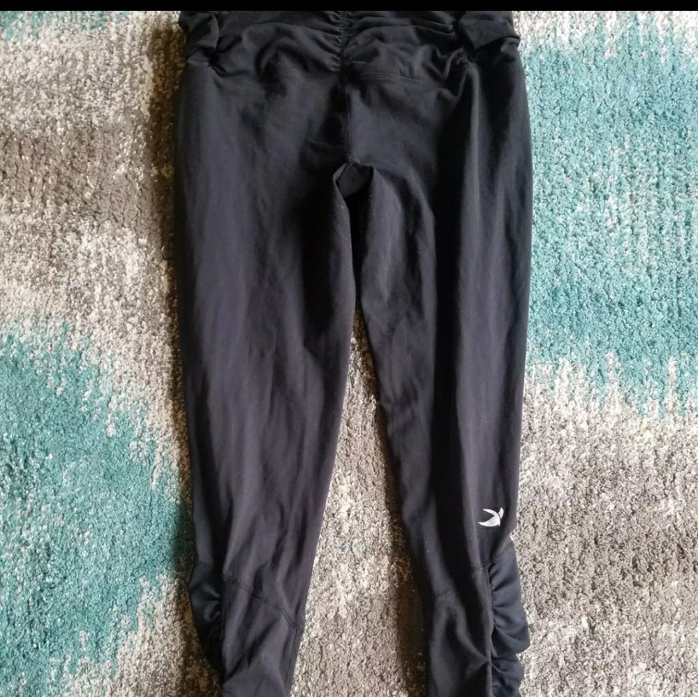 Glyder Apparel full length yoga leggings