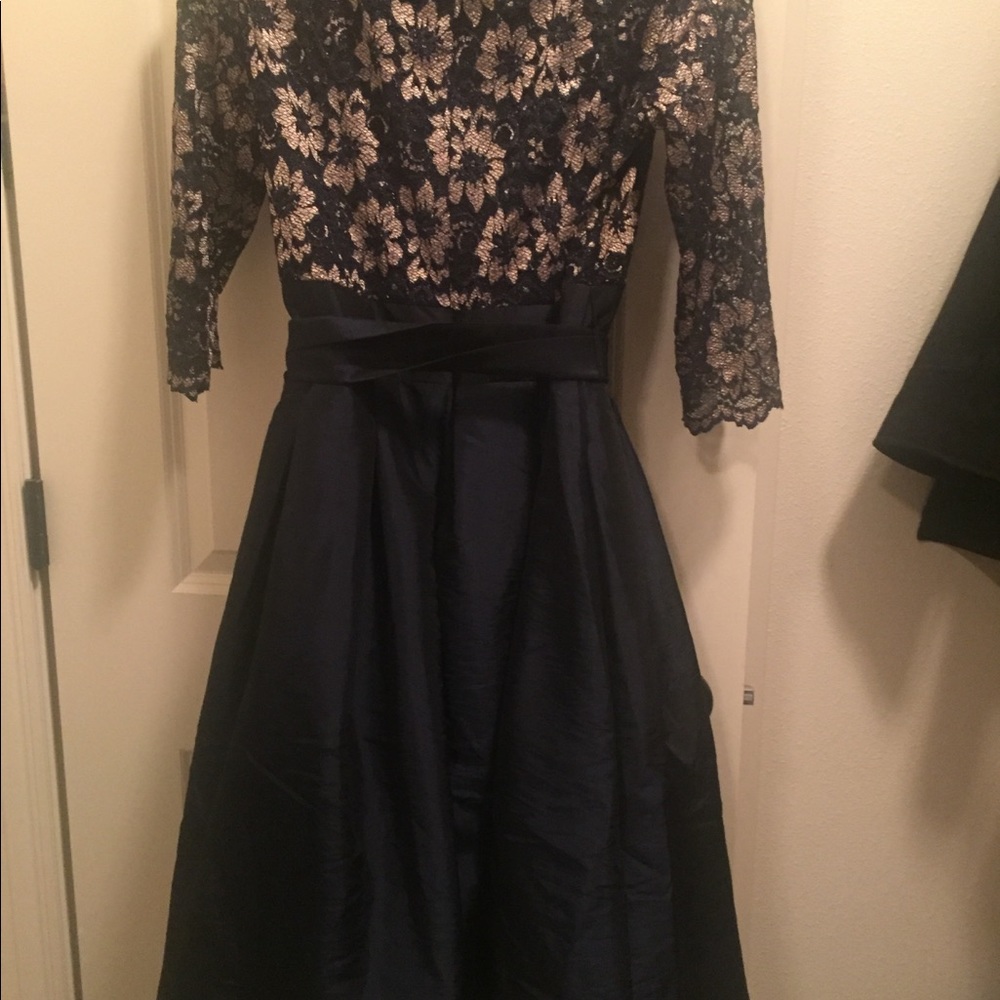 Dress - Picture 2 of 3