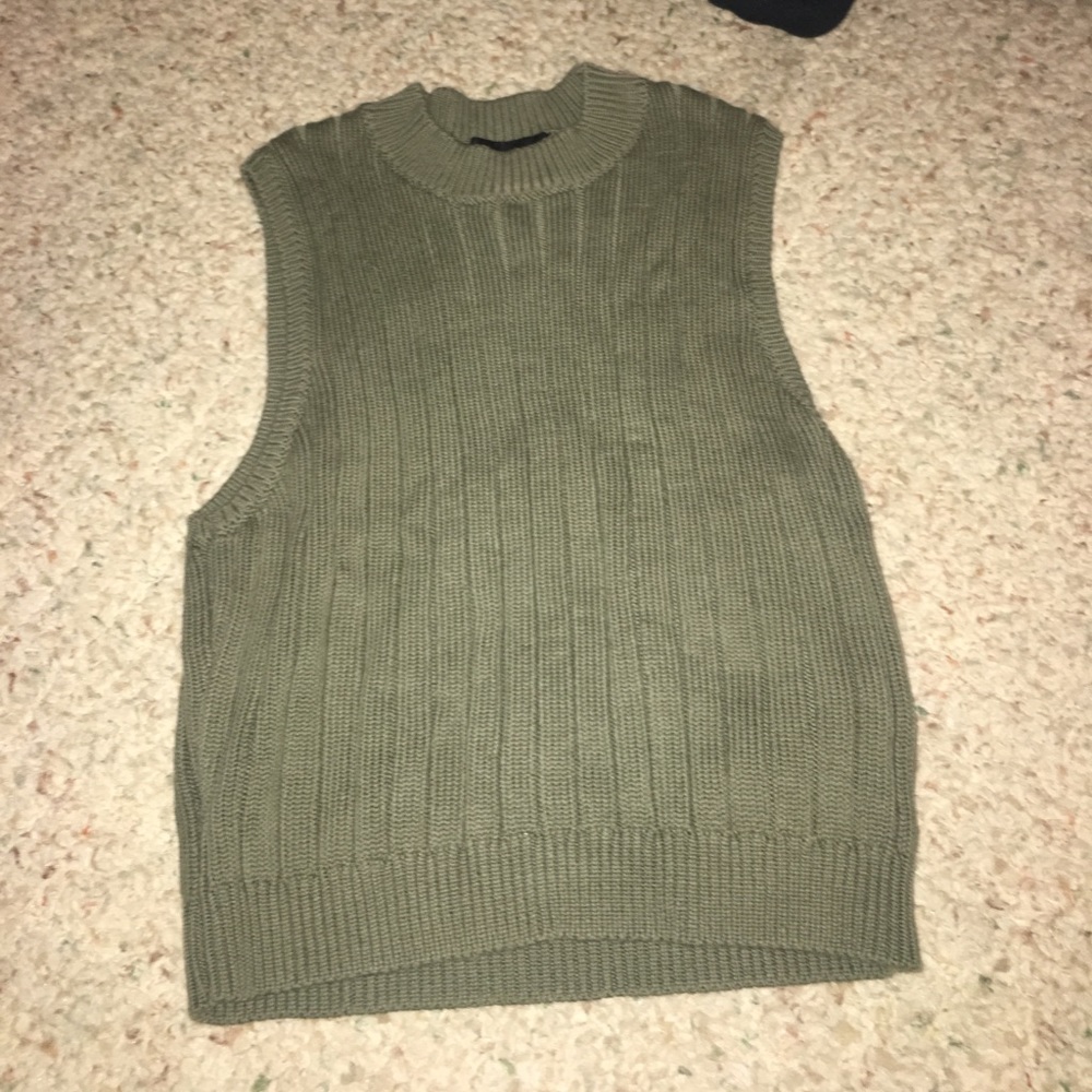 Cropped sweater