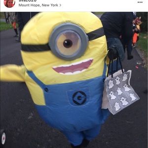 Meet your Posher, Crystal